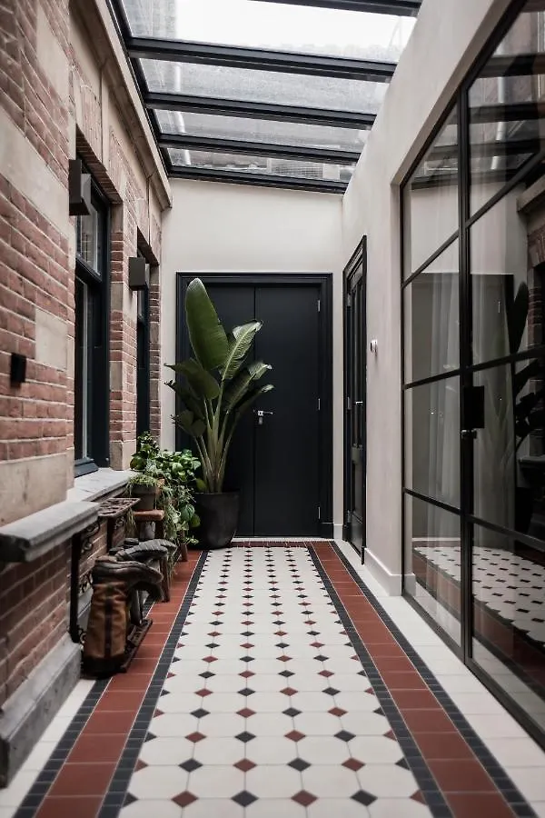The Palamedes Amsterdam Bed and Breakfast 0*,
